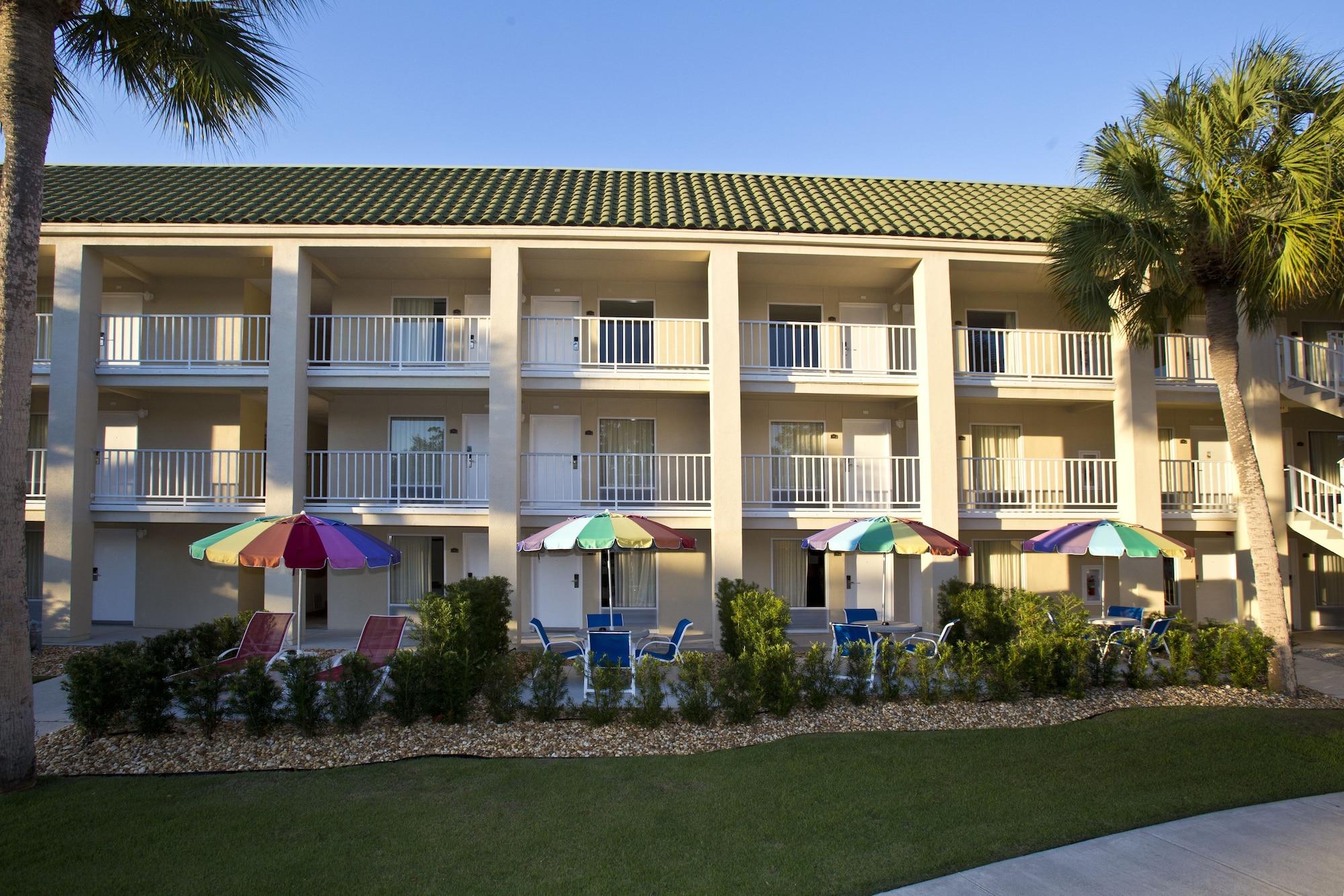 Days Inn By Wyndham Port Charlotte Town Center Exterior photo